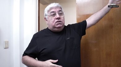 Lynn Scream se olvidó de mí en cuanto entró el delivery Nicoph: Cuckold Real y sucio