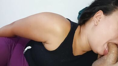 First blowjob of the day, she already gagging and deep throated, licked the whole blowjob????‍