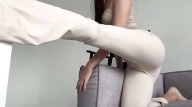 beautiful yoga witn skinny goddess in tight leggings