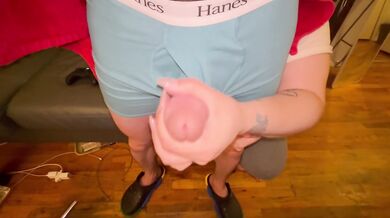 Reach around handjob fuels wild pulse