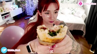 Long breakfast with me