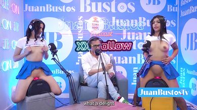 Hermanastras latinas calientes piden la Sybian a tope en sus clítoris y se corren como putas en celo!