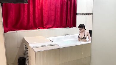 A stranger spies on me and secretly has sex with me in the jacuzzi.