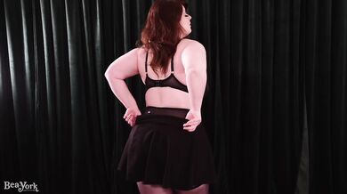 Onlyfans Exclusive -- Therapist Confesses She Wants to Fuck Roleplay