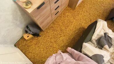 Die Starke Bäuerin – German Farmgirl Takes Charge after getting shocked