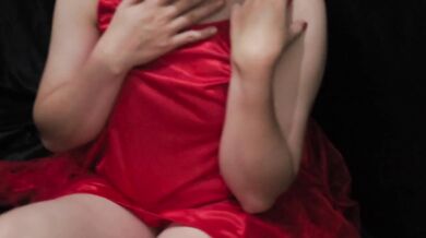 cewek indo pakai lingerie satin sexy di entot sama pembantu
