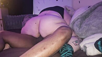 Bbw rides and gets fingered by bbc