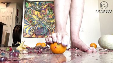 Size 16 Feet Crush Fruit - Giantess Big Foot Amazon
