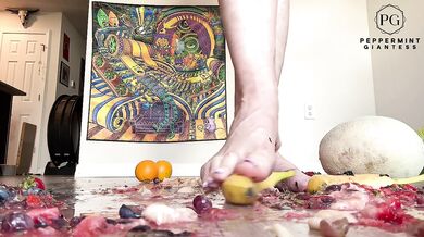 Size 16 Feet Crush Fruit - Giantess Big Foot Amazon