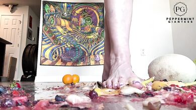 Size 16 Feet Crush Fruit - Giantess Big Foot Amazon