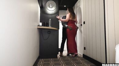 Cute Big Ass French Girl Get Gets Fucked And Creampied Back From A Date !!!