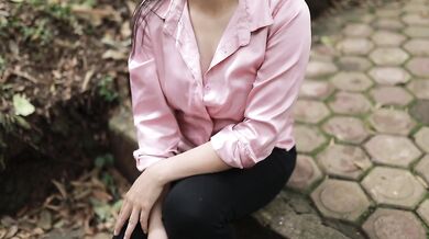 cewek indo Horny in the jungel in satin blouse