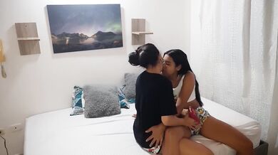 LESBIAN SEX AND MASTURBATION OF HORNY LESBIAN GIRLS