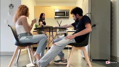 Mi novio se coge a mi mejor amiga mientras salgo