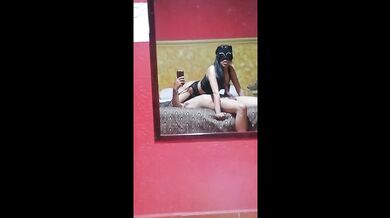 Gatita sexy pide lechita II