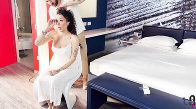 "non posso andare all'altare con il vestito sborrato" la sposa tradisce a poche ore dal matrimonio
