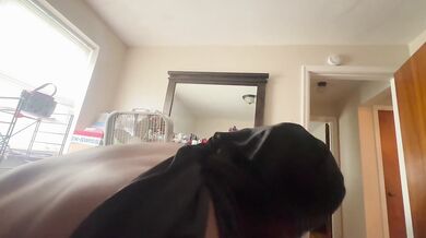 Went back over neighbors house to get some head and pussy from his daughter