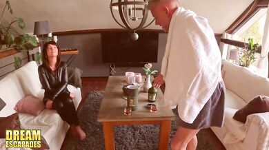 The Art of Seduction: How to seduce your new neighbor - Dreamescapades