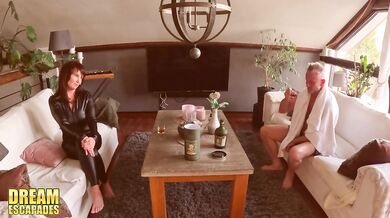 The Art of Seduction: How to seduce your new neighbor - Dreamescapades