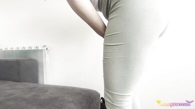 Small Sweaty Soles Post Gym and a Boyfriend Obsessed for My Feet