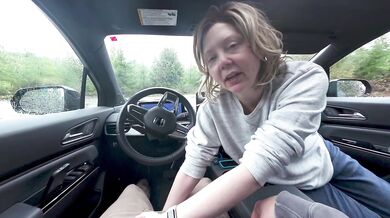 Risky Handjob in the Car While We Wait