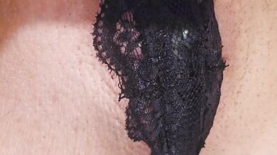Vibrating panties