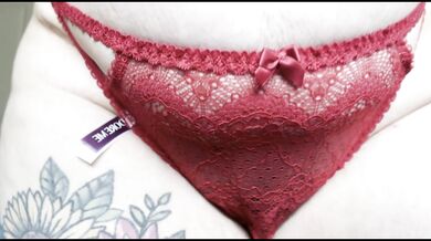 Close Up Hairy BBW Lingerie Try On