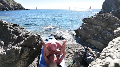 Having sex on beach in public