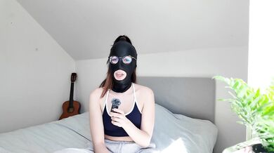 Bdsm pillowtalk with a real teen submissive