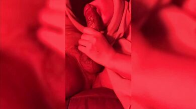 Bokep indo pelajar hijab doyan nyepong kontol temen tongkrongan, hijabi slut
