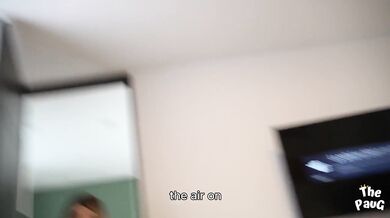 Stepmom enters my room to clean it, and her big ass needs a massage