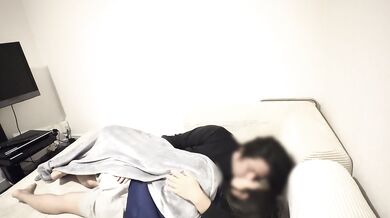 【不倫妻】旦那が不在であることをいいことに、エロい下着で誘ってくる現役モデルの不倫妻