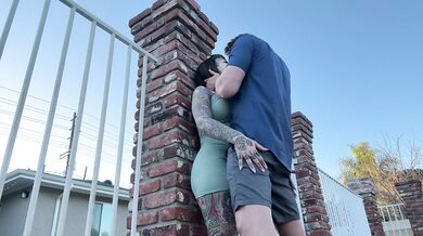 Backyard banging POV hookup with tattooed Tigerlilly