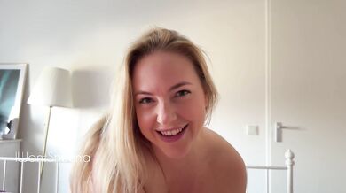 IWantSheena fucks a fan.