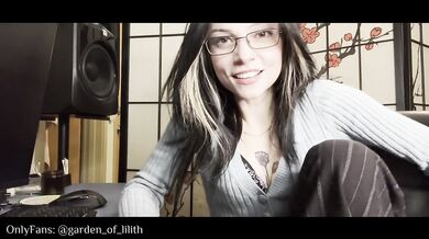 Hot Coworker Wants You To Jerk Off For Her