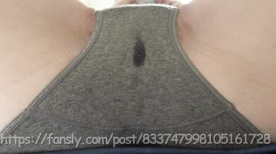 reikodouga20 I masturbated while watching porn and had two orgasms in a row.