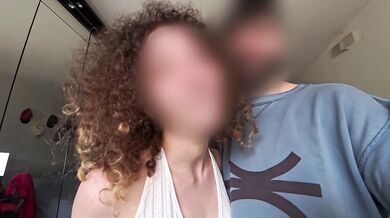 MI SCOPI IN MEZZO ALLA STRADA PER I GUARDONI?- Coppia Italiana Amatoriale Provoca Sconosciuti in Parcheggio VIDEO COMPLETO SU FANCENTRO