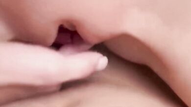 I can make him cum just by rubbing my pussy against him, he can't resist!