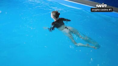 Stepsis doesn't know how to swim, but damn, she sure knows how to suck a cock like a pro! / Dolly Rud