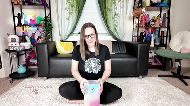 MILF Unboxing and First Impressions of QUTOYS BIG DADDY - Giant Handmade Realistic Dildo