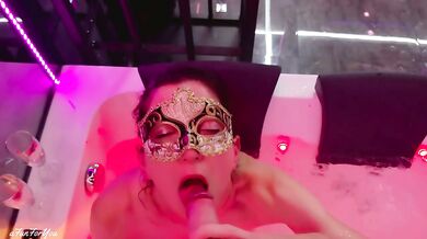 18 sexy girl neighbor sucks big cock and swallows sperm in jacuzzi
