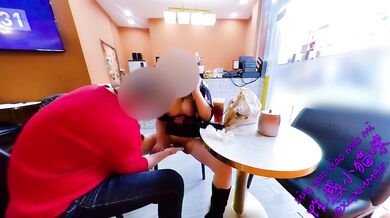勾引奶茶店老板，和他做爱