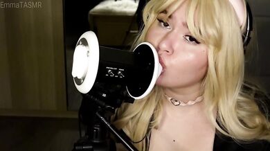 ASMR girl makes you cum Wet Licking, POV Sucking, Jerking you off, Eye contact, 3DIO - EmmaTASMR
