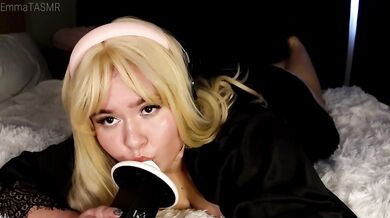 ASMR girl makes you cum Wet Licking, POV Sucking, Jerking you off, Eye contact, 3DIO - EmmaTASMR