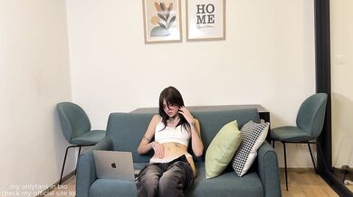 I can't help but masturbate and hiding on my own party. A slutty alt teen risky masturbates her pink pussy
