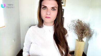 Yummy Stepmother's Cum Splattered the Laptop in the Office and Seduce Stepson