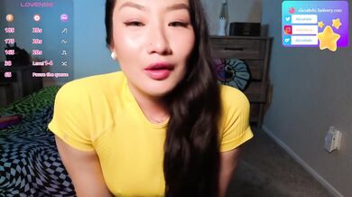 Yellow Gym Outfit Goddess Teases you with Petite Body and Nice Cameltoe | Petite Asian Goddess with Small Tits ft. Alicia Hebi