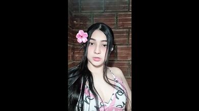 GOMEZGOMEZ Leads Wild Solo Fantasy