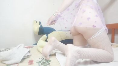 ass perfect looking petite girl slips into re