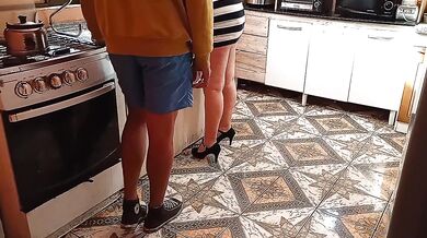 College guy sneaks in and pounds his stepmom's huge ass on the kitchen table